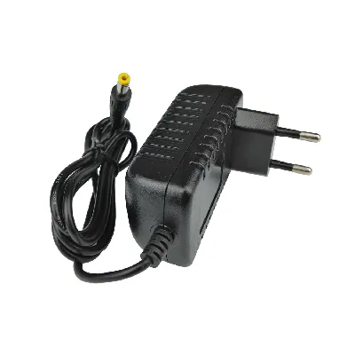 Блок питания(сетевой адаптер) DC24V, 1A(24Вт макс.). Диапазон входных напряжений AC100-240V. Штекер 2.1x5.5мм. 