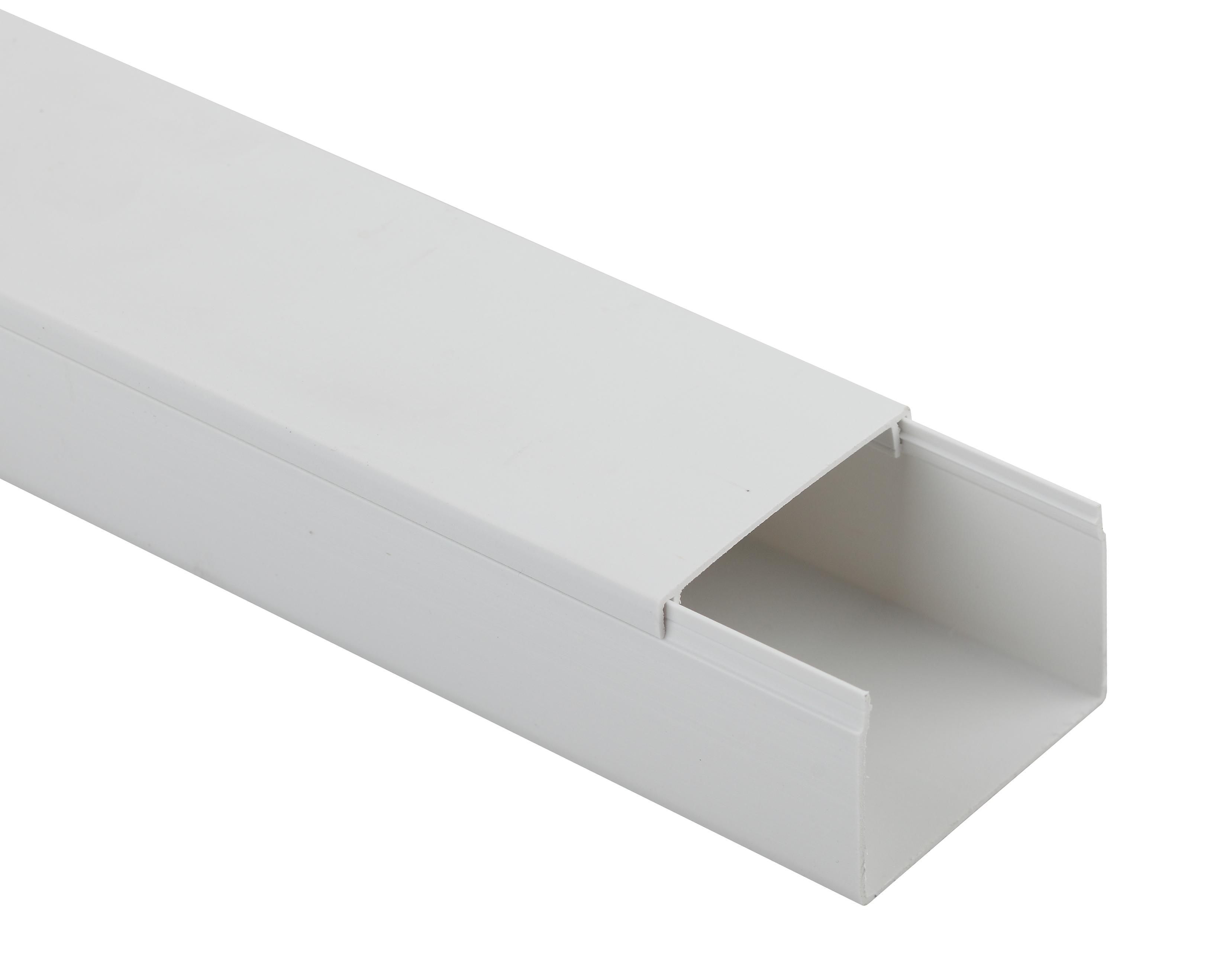 Кабель-канал 60x40 белый (18м.) (9/252)