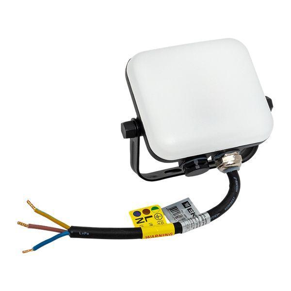 Прожектор светодиодный СДО-4001 10Вт 4000К IP65 с равномерной засветкой LUMA EKF